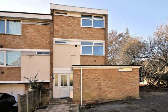 4&nbsp;Bedroom&nbsp;End of Ter...